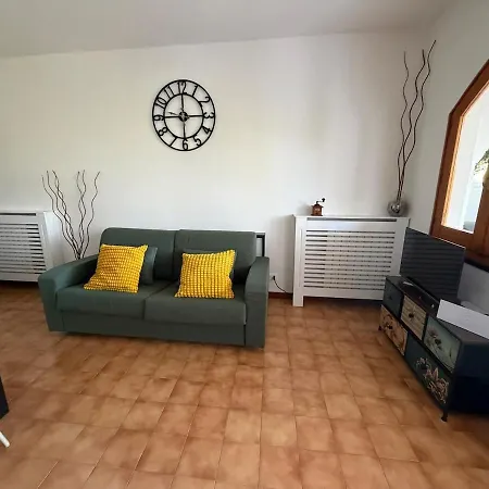 Casa Nonna Vittoria Apartman Tavarone