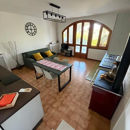 Casa Nonna Vittoria Apartman Tavarone